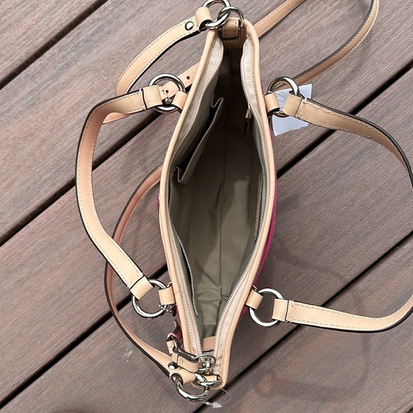 Coach Crossbody Bag 💼 - Picture 6 of 15